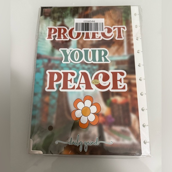 Angie Bellmare The Daily Grind Clip-in Planner
Treehouse Cover - Picture 4 of 6